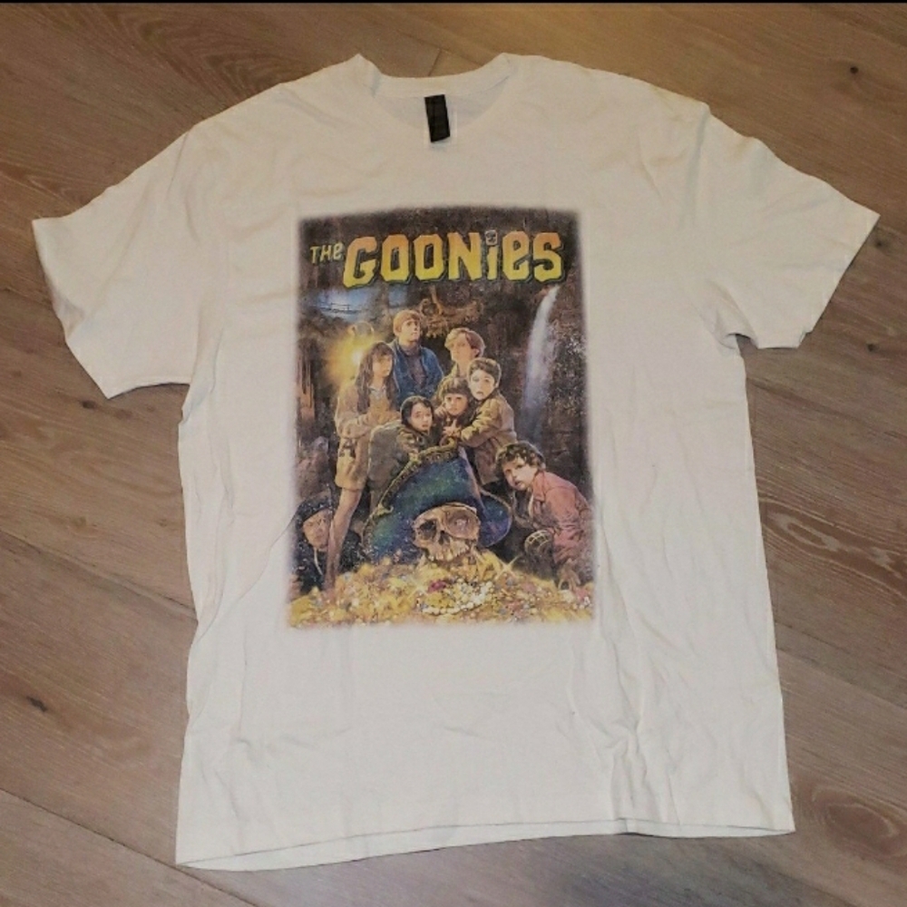 NWOT The Goonies Poster graphic tee T-Shirt unisex Large